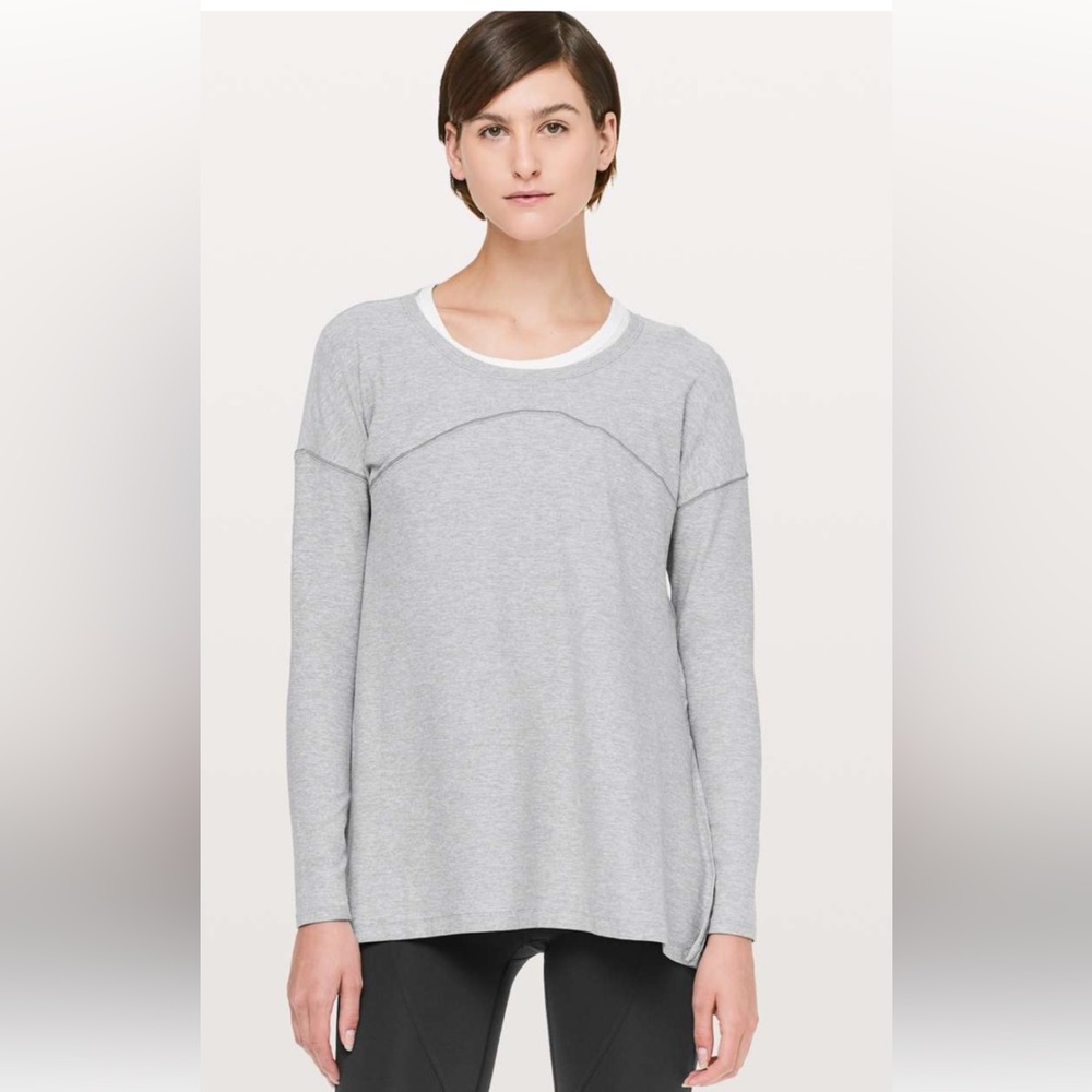 lululemon athletica Heather Gray Long Sleeve Tee